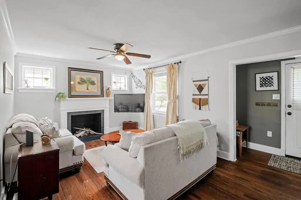 Private House + Yard Central Location To All Rva Richmond 0*,  United States