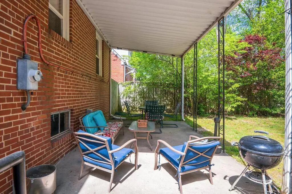 Holiday home Private House + Yard Central Location To All Rva Richmond United States
