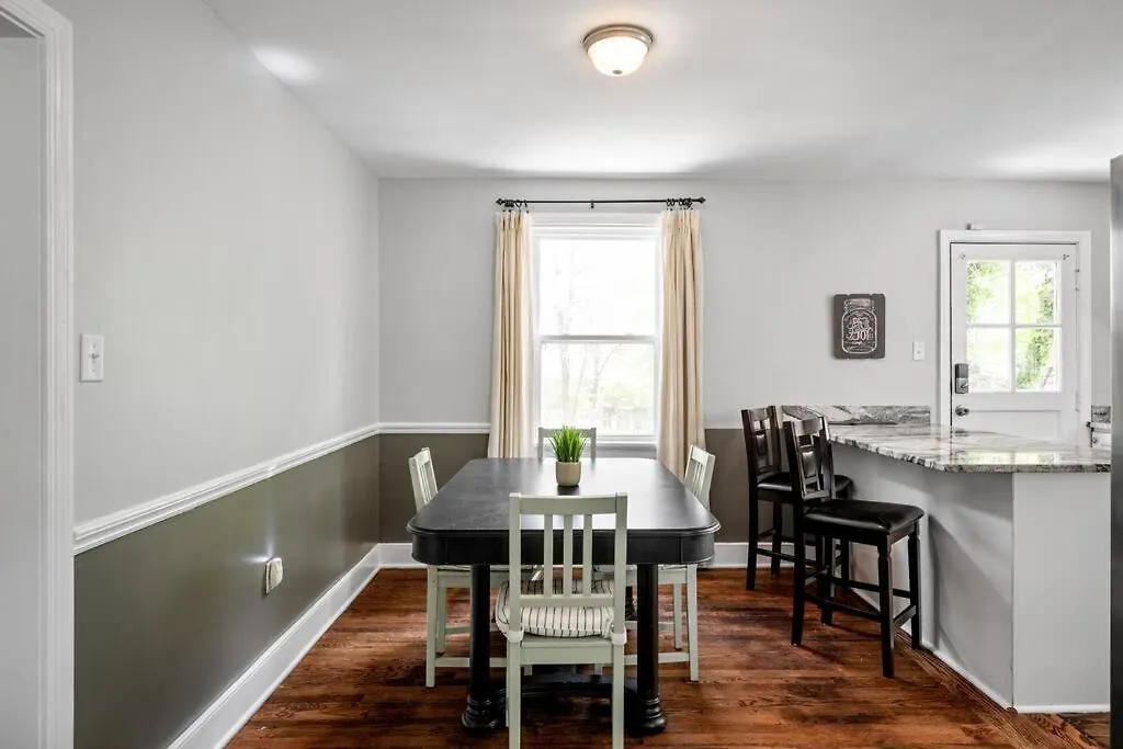 Private House + Yard Central Location To All Rva Richmond Holiday home